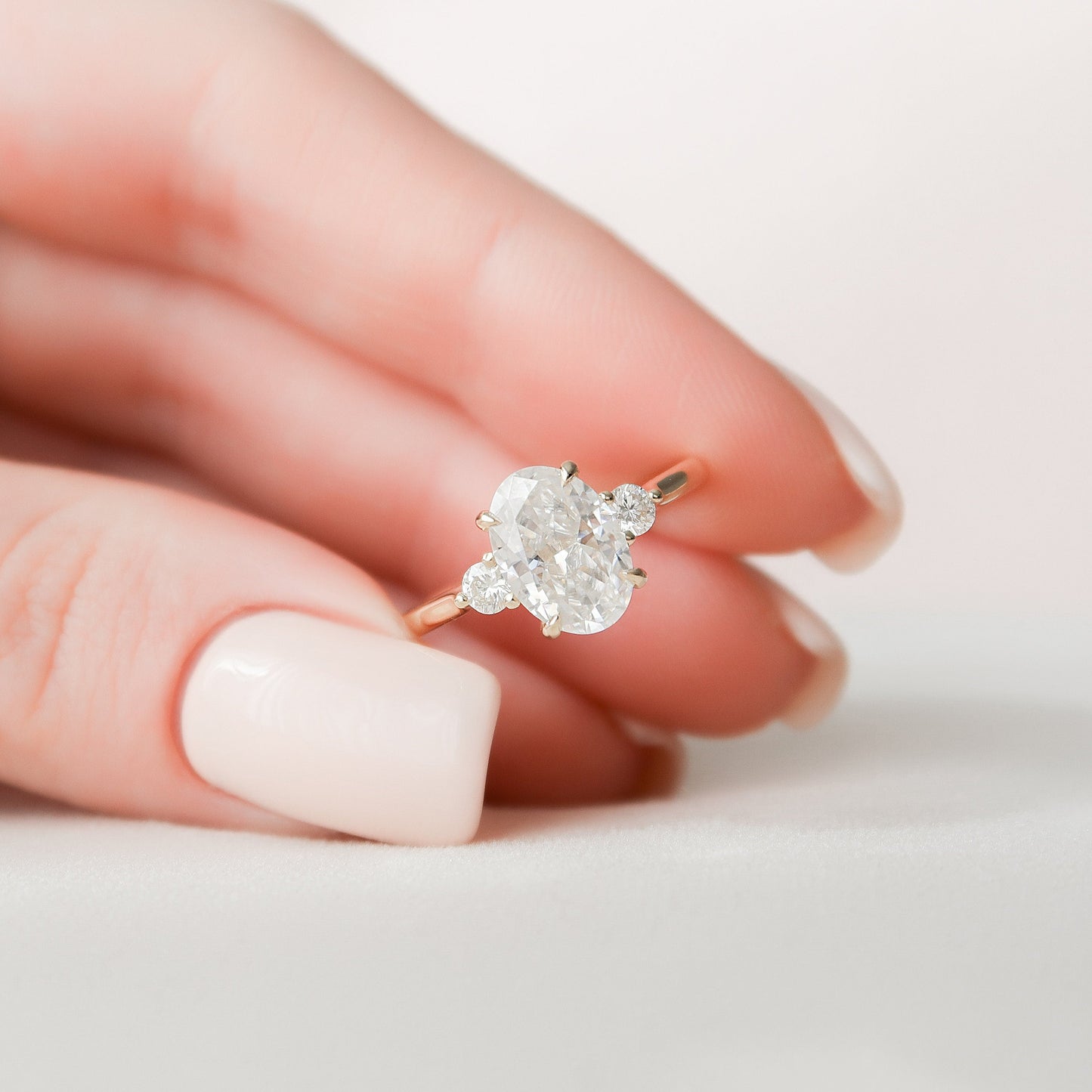 2 CT Oval Three Stone Moissanite Engagement Ring