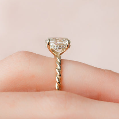 1.5 CT Oval Hidden Halo Moissanite Engagement Ring