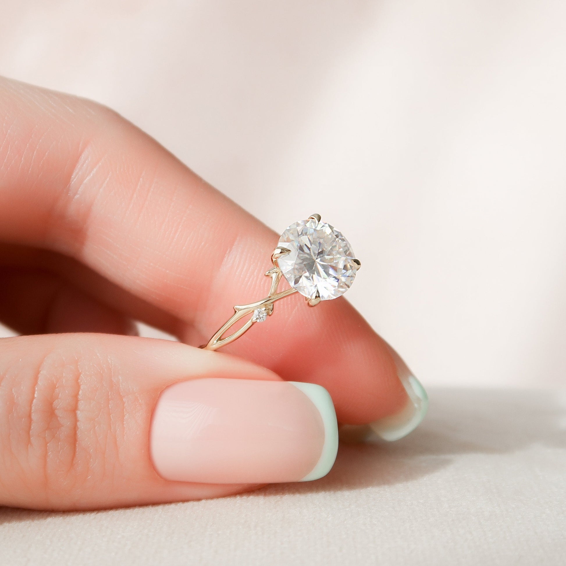 2.5 CT Round Twig Pave Moissanite Engagement Ring