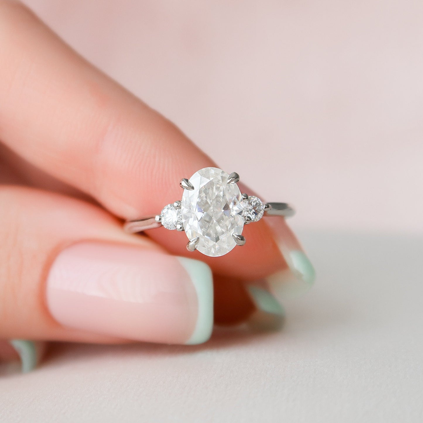 2 CT Oval Three Stone Moissanite Engagement Ring