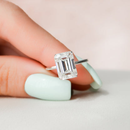 4.5 CT Emerald Hidden Halo Moissanite Engagement Ring