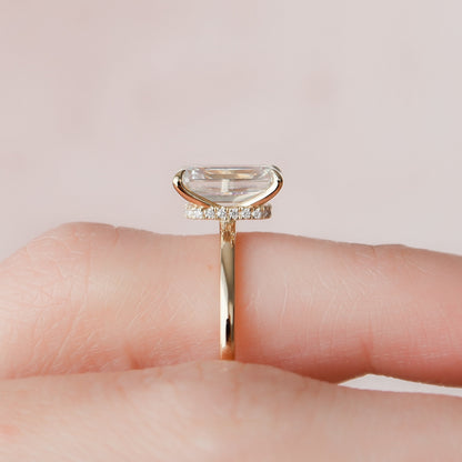 3 CT Emerald Hidden Halo Moissanite Engagement Ring