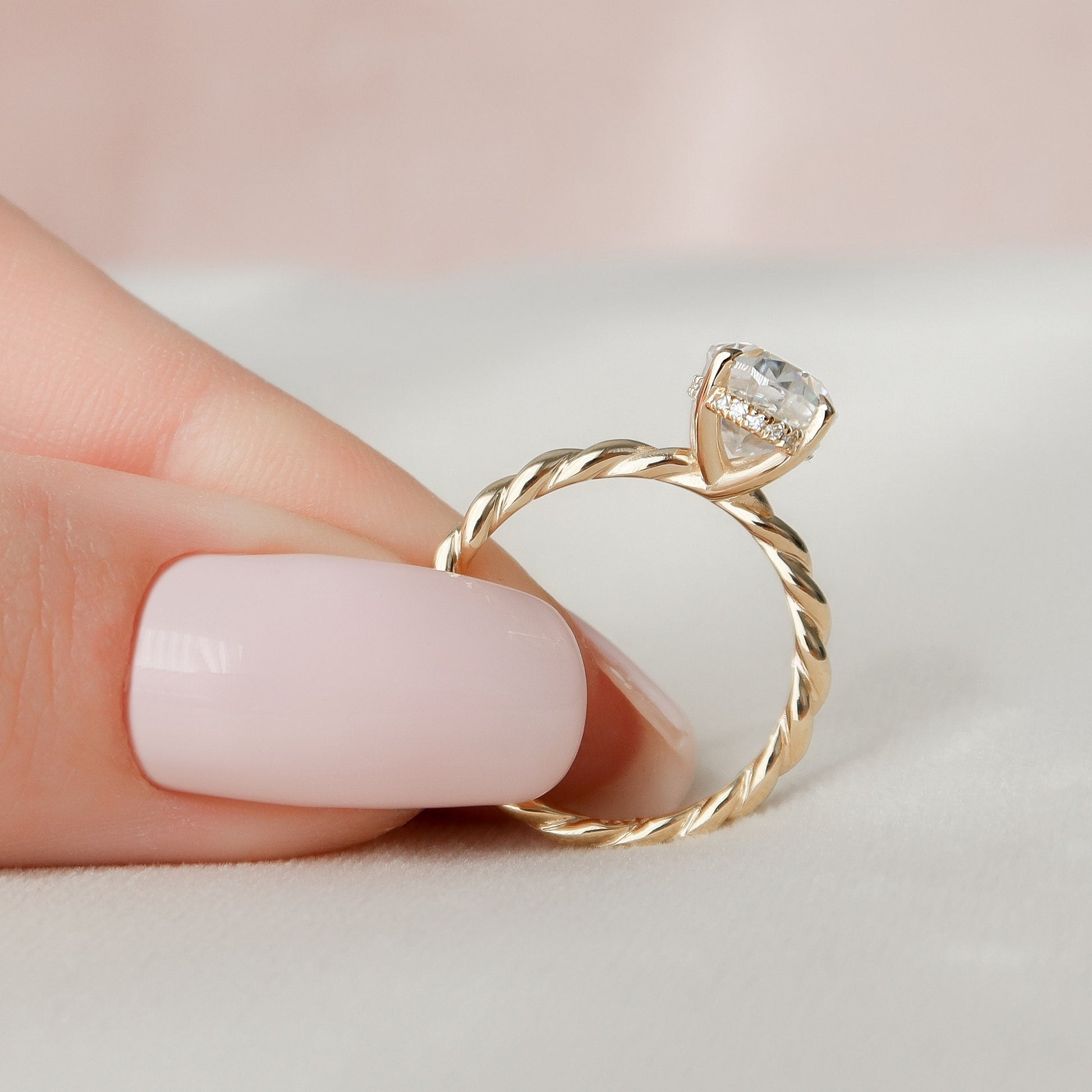 2 CT Oval Hidden Halo Moissanite Engagement Ring