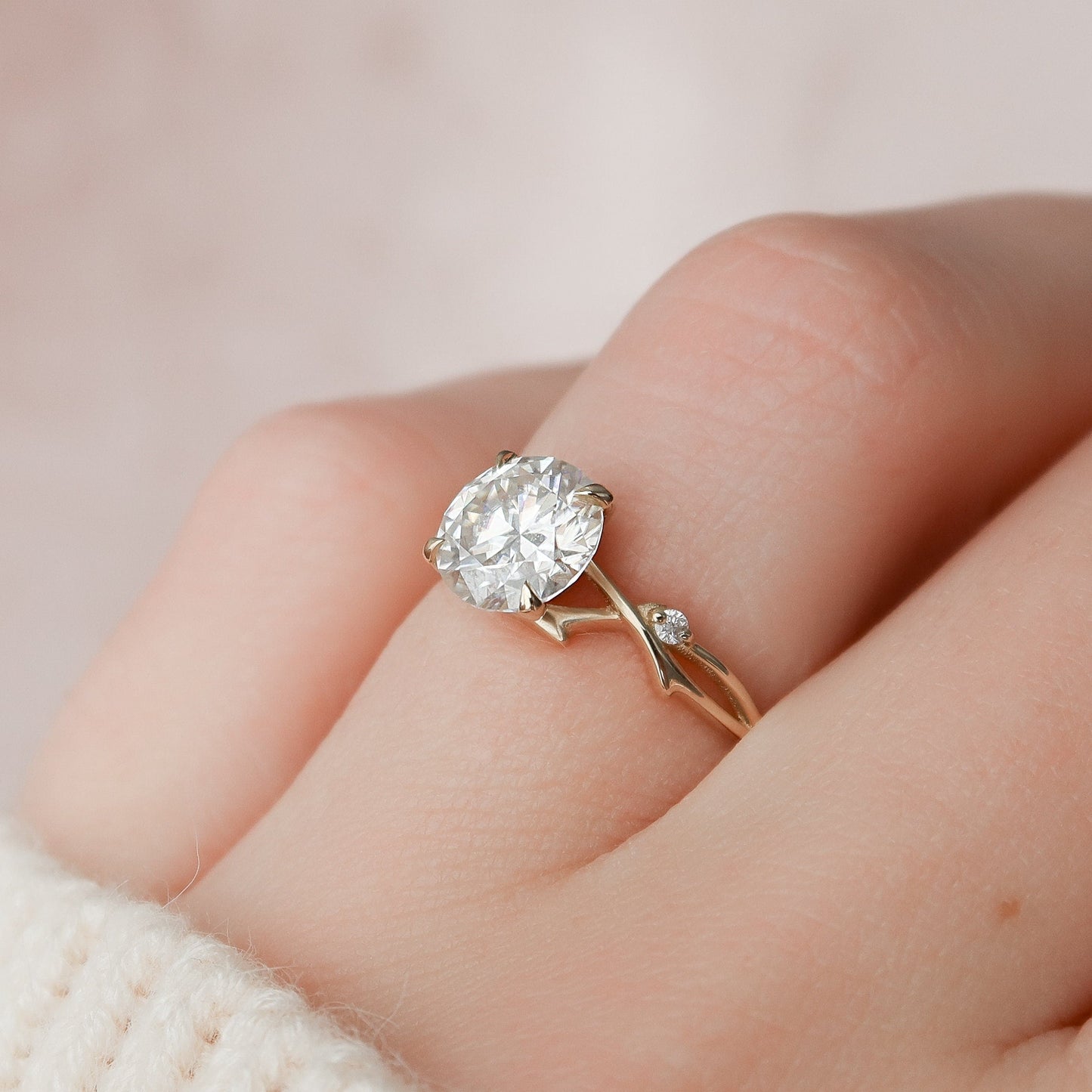 1.5 CT Round Twig Pave Moissanite Engagement Ring