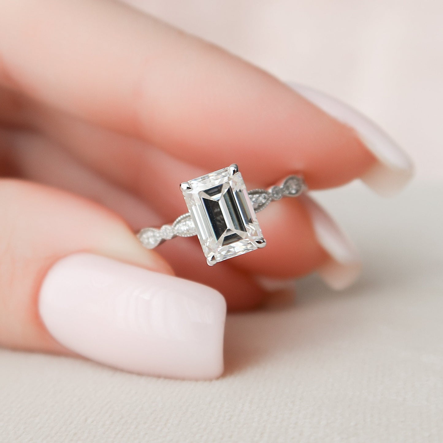 2 CT Emerald Vintage Pave Moissanite Engagement Ring