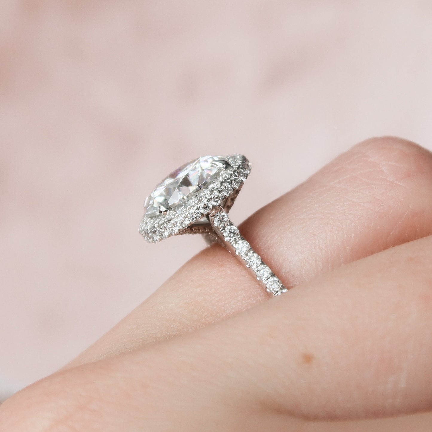 3.5 CT Round Halo & Pave Moissanite Engagement Ring