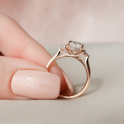 2 CT Oval Three Stone Moissanite Engagement Ring