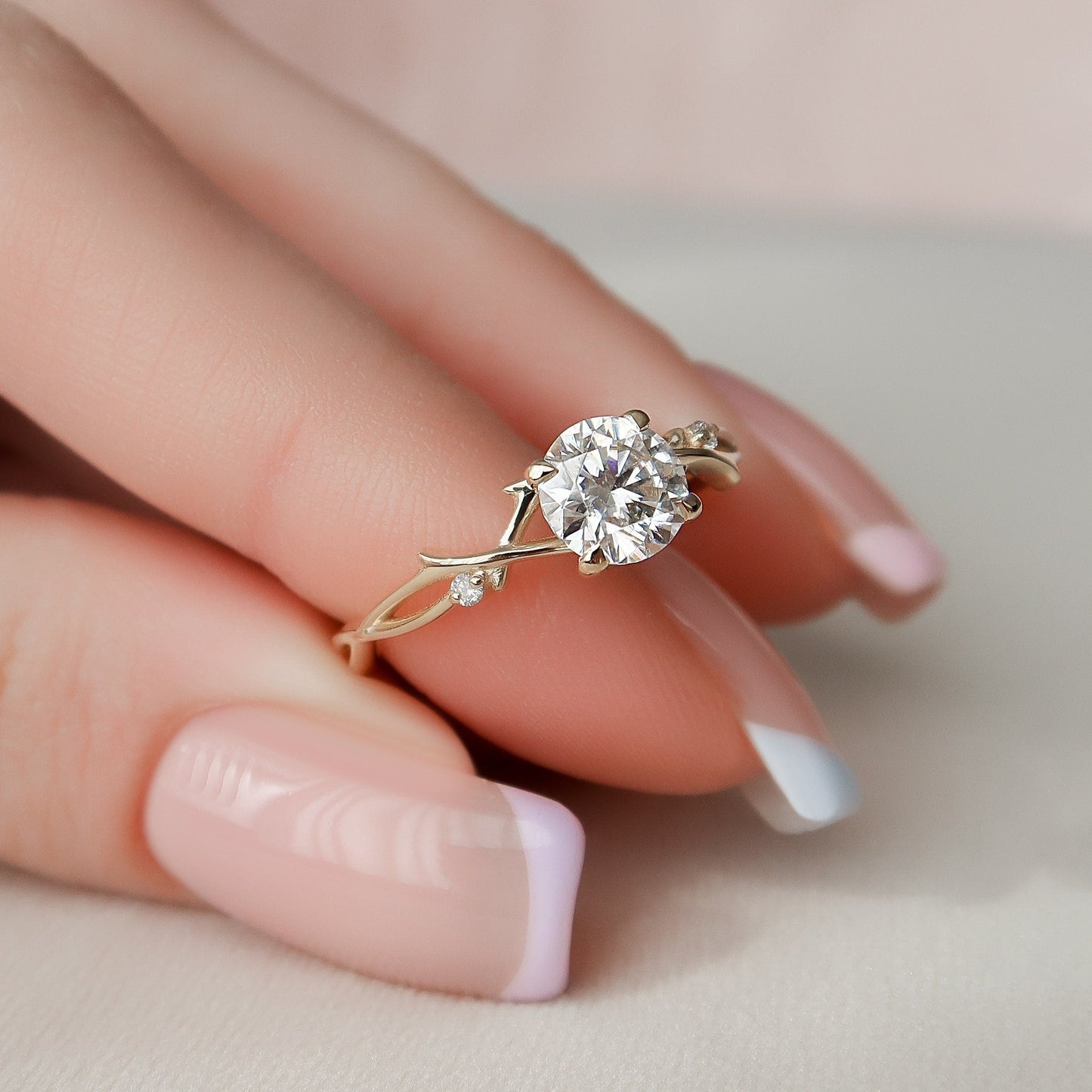 1 CT Round Twig Pave Moissanite Engagement Ring