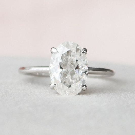 2 CT Oval Hidden Halo Moissanite Engagement Ring