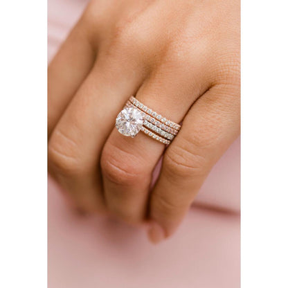 0.25 TCW Round Shaped Moissanite Wedding Band