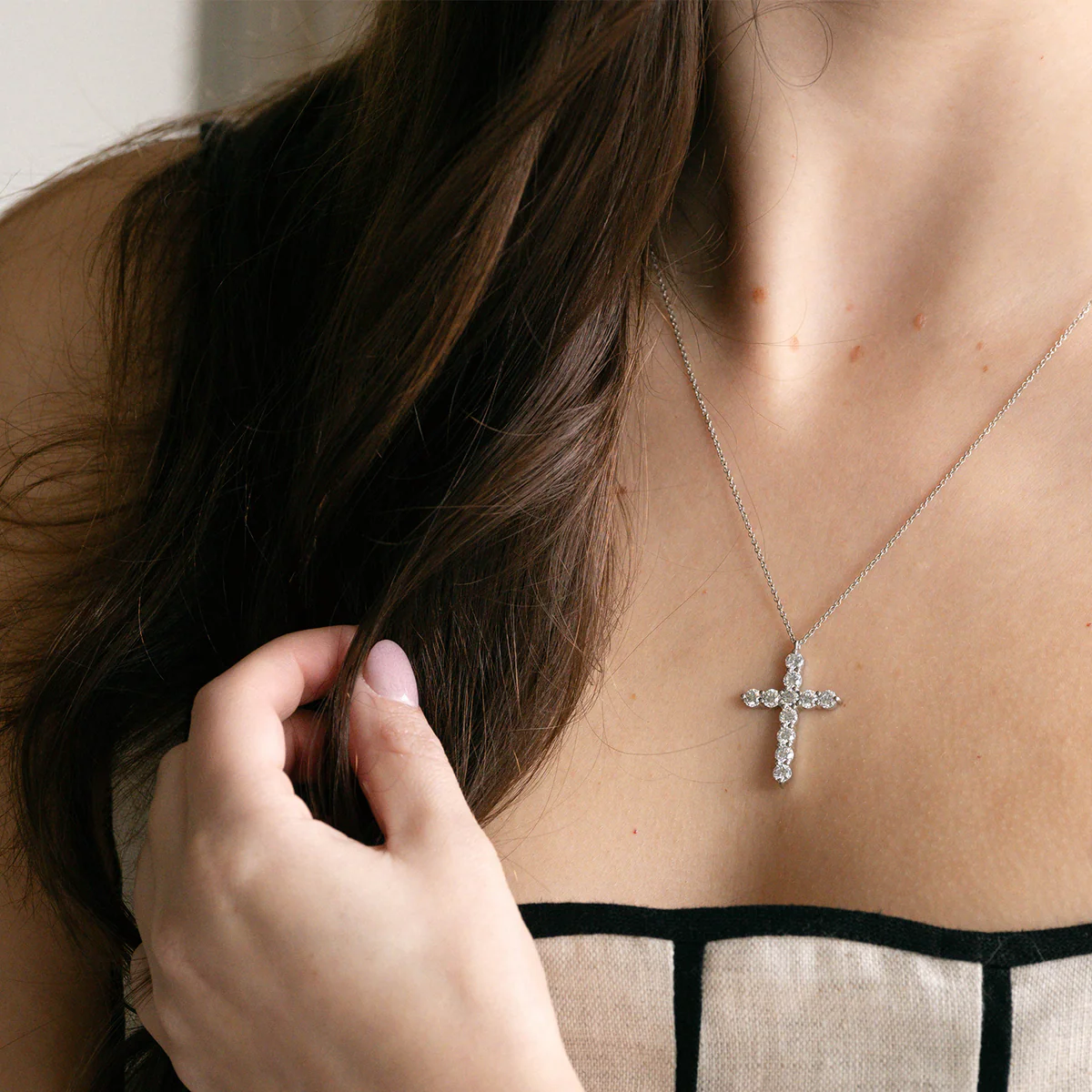 1.87 TCW Round Moissanite Cross Necklace