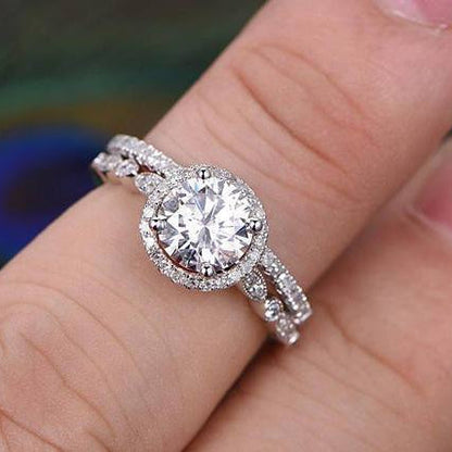 1.5 CT Round Vintage Halo Moissanite Bridal Set