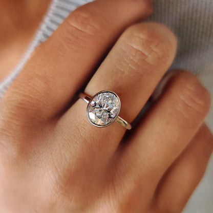 1 CT Oval Bezel Moissanite Engagement Ring