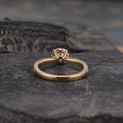 1.0 CT Round Cut Solitaire Moissanite Engagement Ring 5