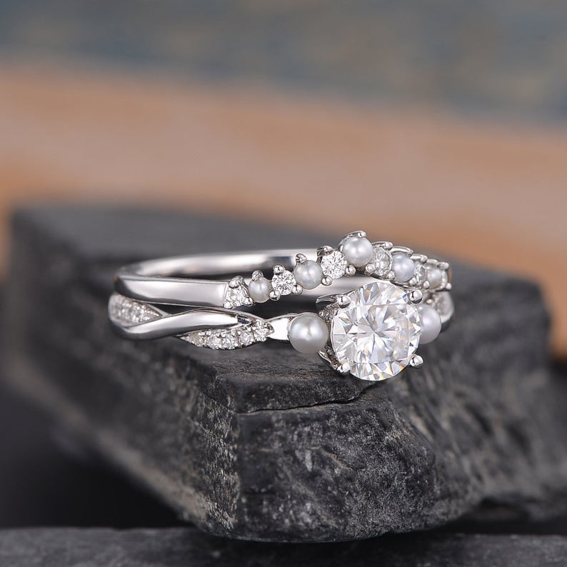 0.5 CT Round Twisted Pave Moissanite Bridal Set