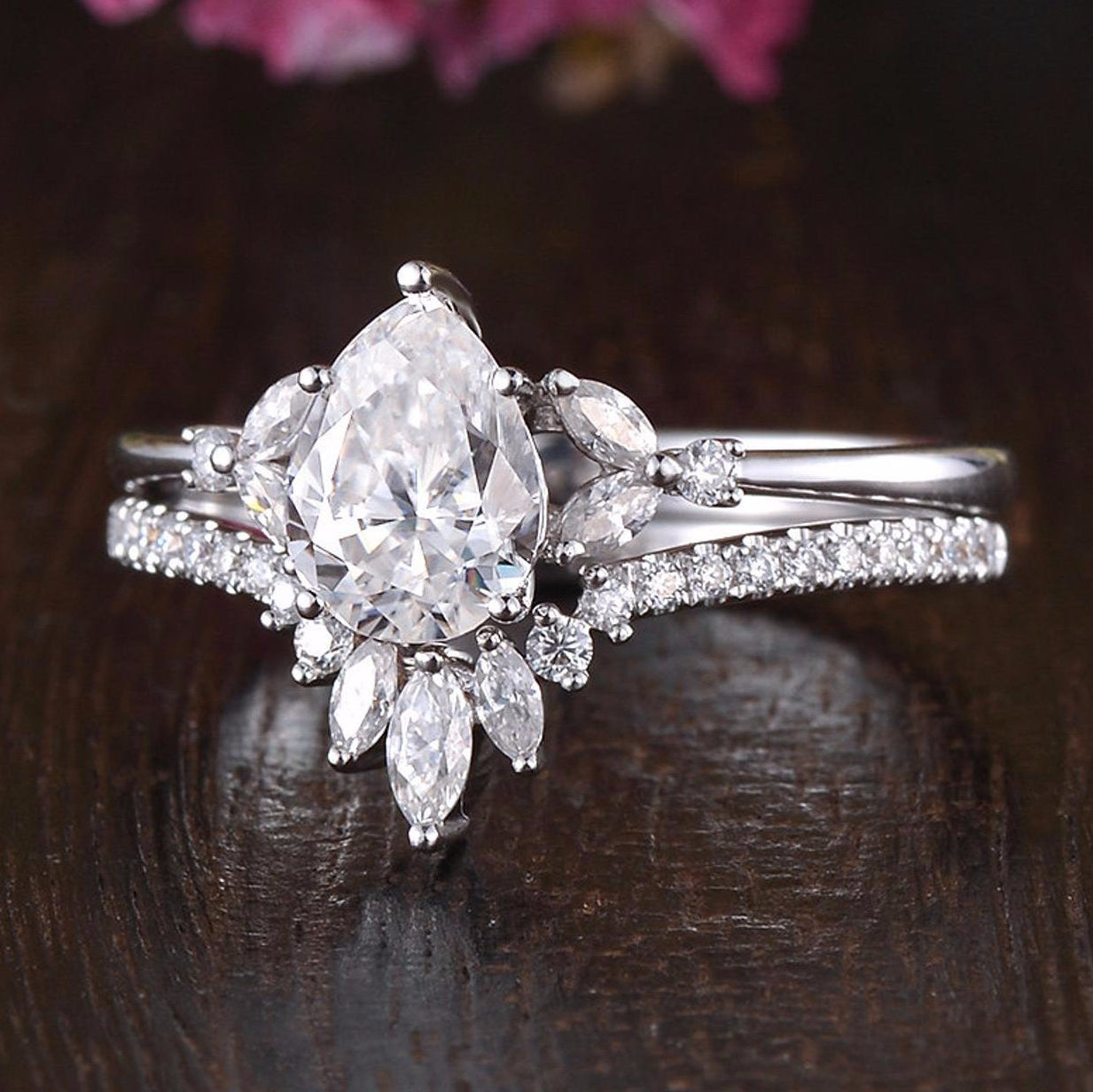 0.75 CT Pear Three Stone Moissanite Bridal Set