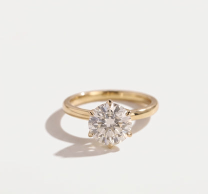 2 CT Round Solitaire Moissanite Engagement Ring