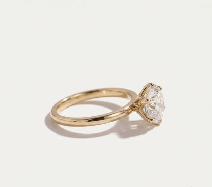 2 CT Round Solitaire Moissanite Engagement Ring