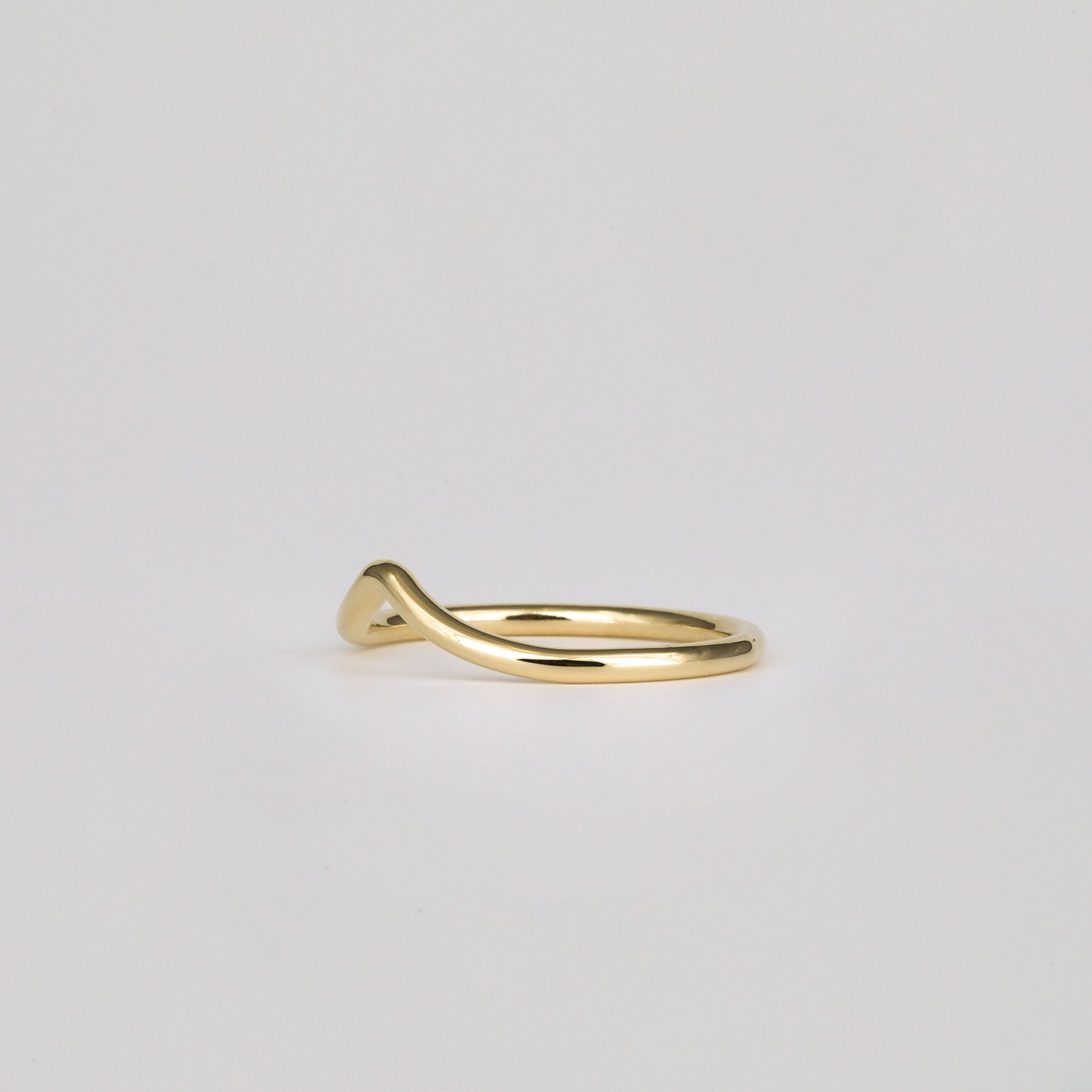 Classic Curved Wedding Band