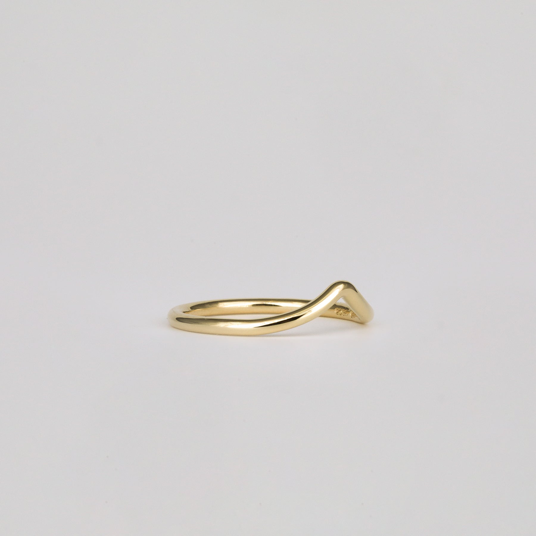 Classic Curved Wedding Band