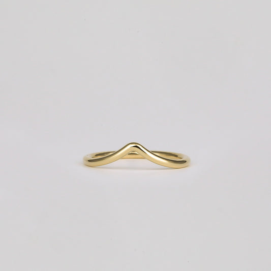 Classic Curved Wedding Band