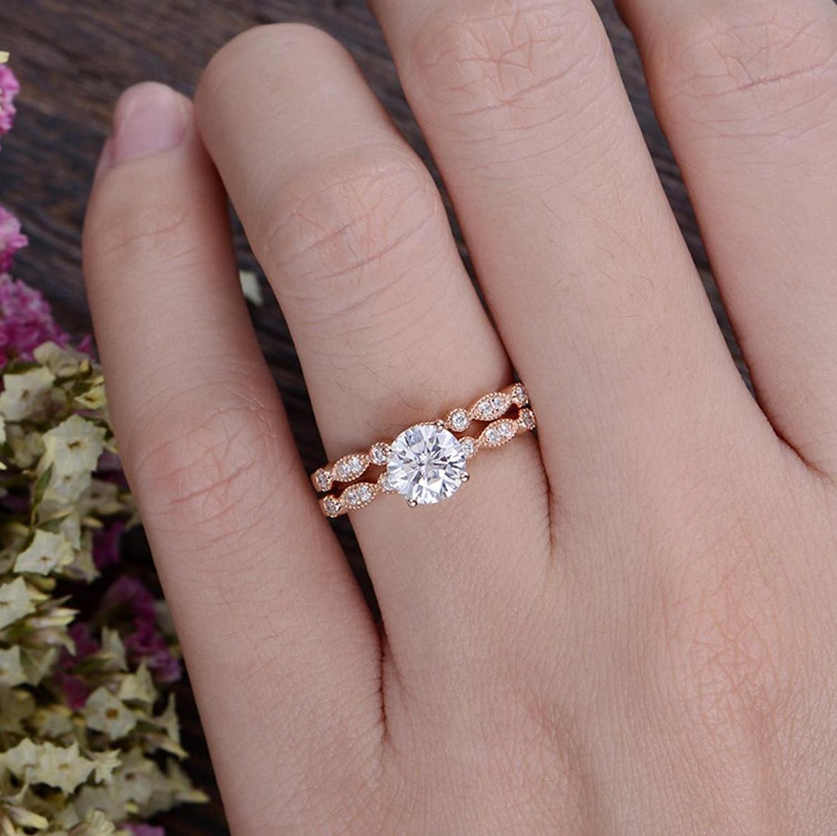 0.75 CT Round Milgrain Moissanite Bridal Set