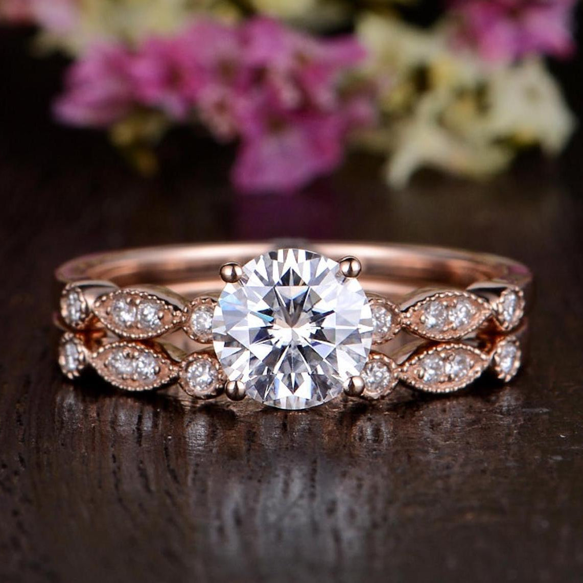 0.75 CT Round Milgrain Moissanite Bridal Set