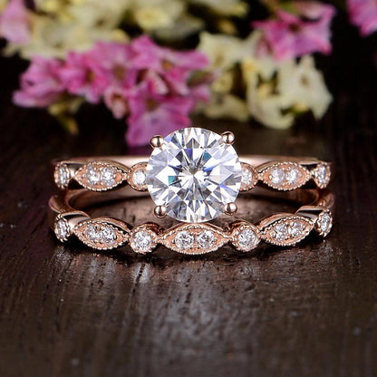 0.75 CT Round Milgrain Moissanite Bridal Set