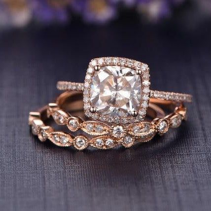 1.5 CT Cushion Halo & Pave Moissanite Bridal Set