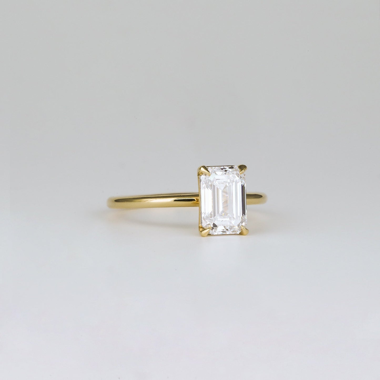 1.57 CT Emerald Solitaire Moissanite Engagement Ring