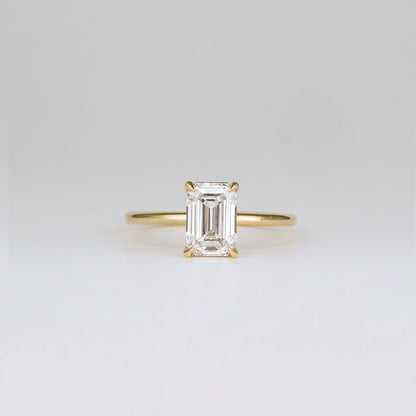 1.57 CT Emerald Solitaire Moissanite Engagement Ring